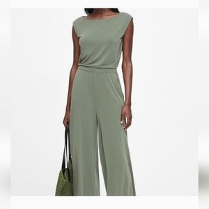 Banana Republic Sandwash Modal cropped jumpsuit Olive Green Medium NWT